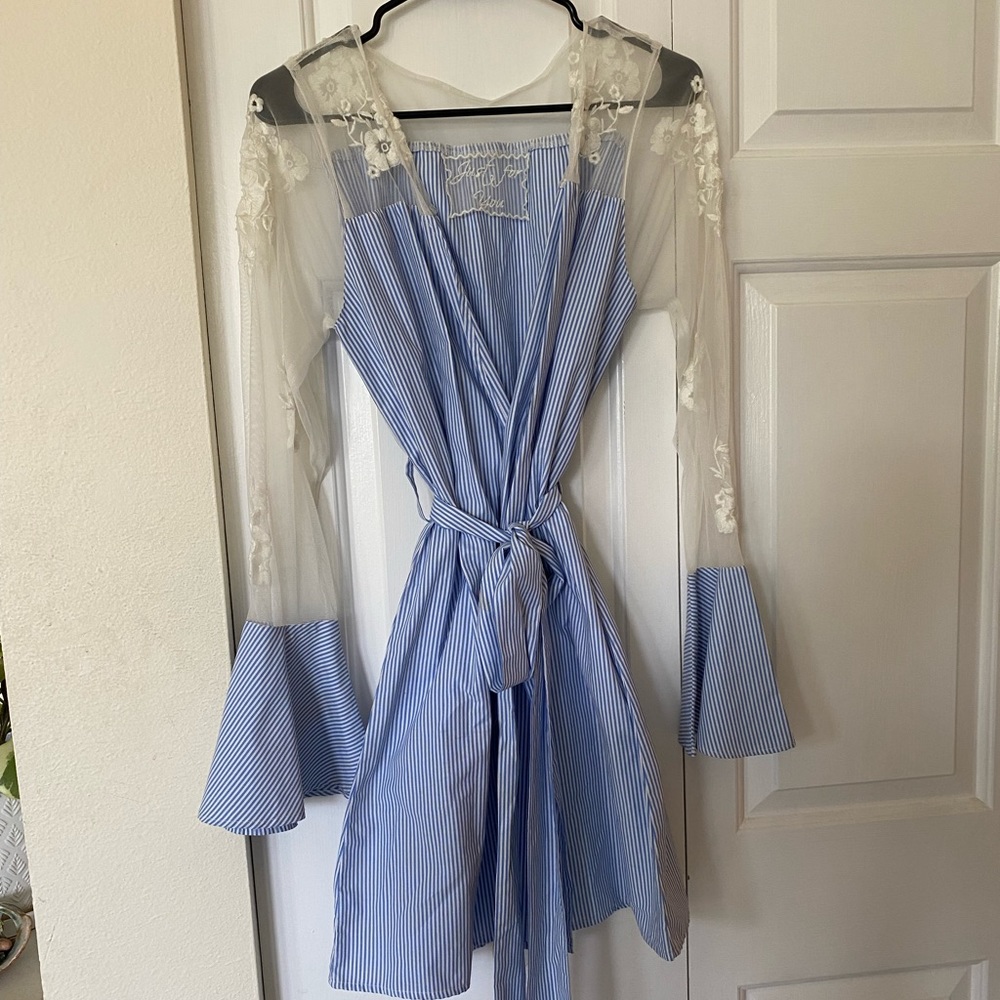 Robed with love striped robe NWT size M